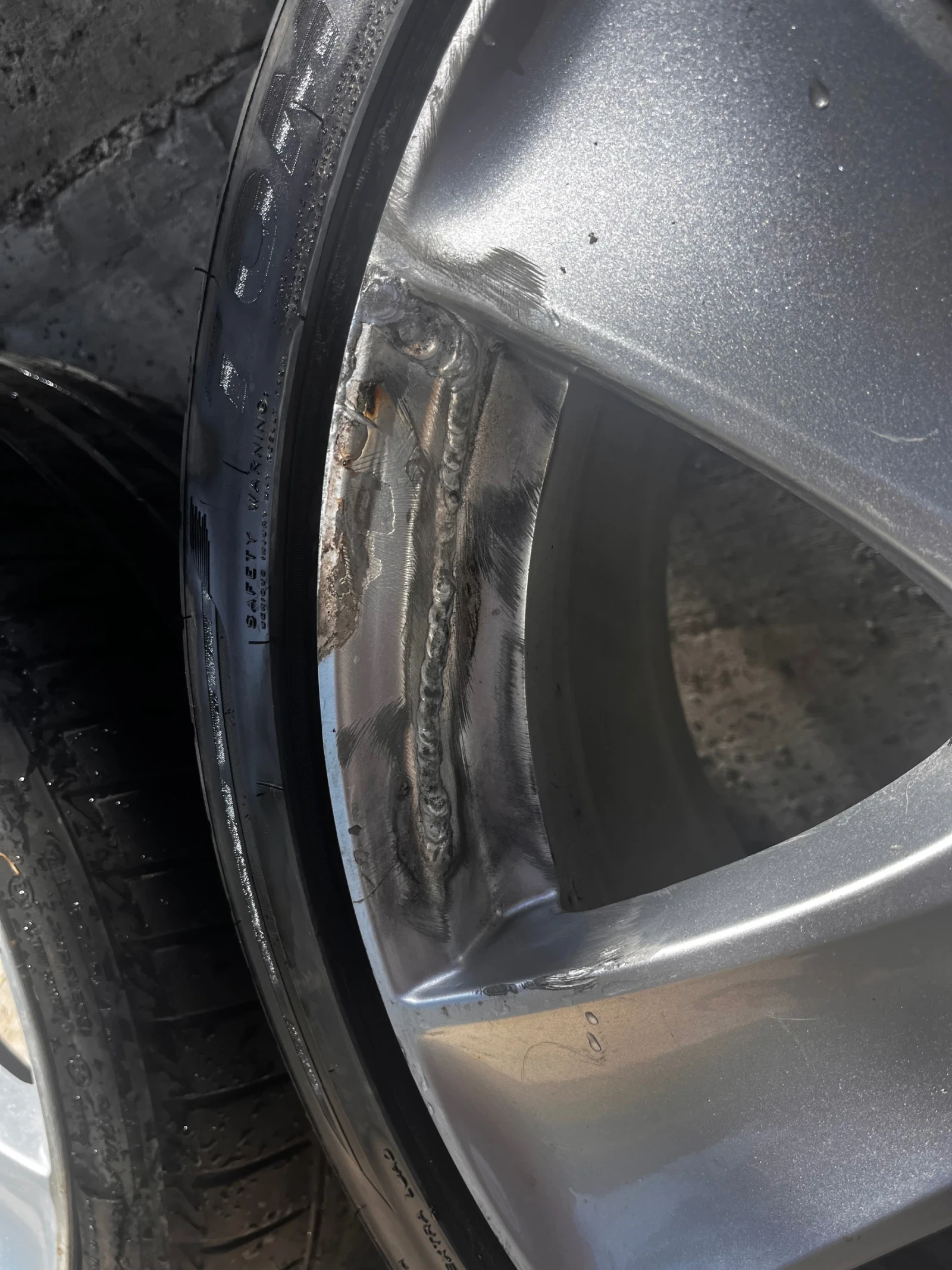 Гуми с джанти Bridgestone 235/40R18, снимка 6 - Гуми и джанти - 54682585
