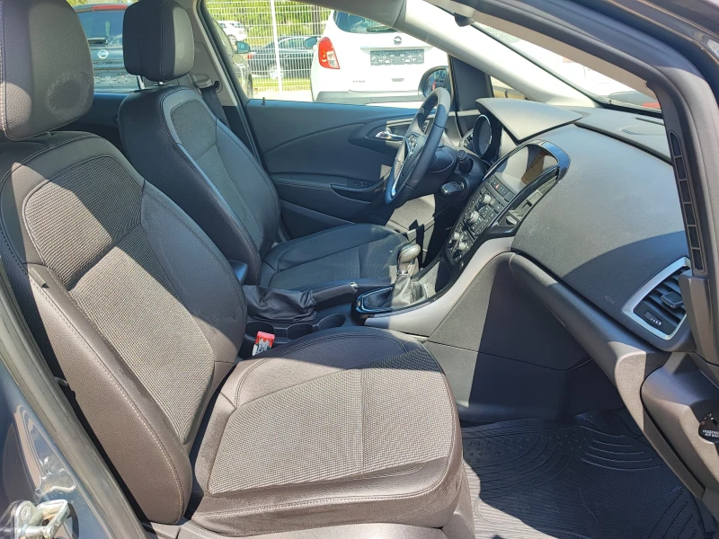 Opel Astra 1.4/140к.с/GPL, снимка 14 - Автомобили и джипове - 50116211