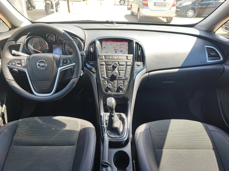 Opel Astra 1.4/140к.с/GPL, снимка 12 - Автомобили и джипове - 50116211