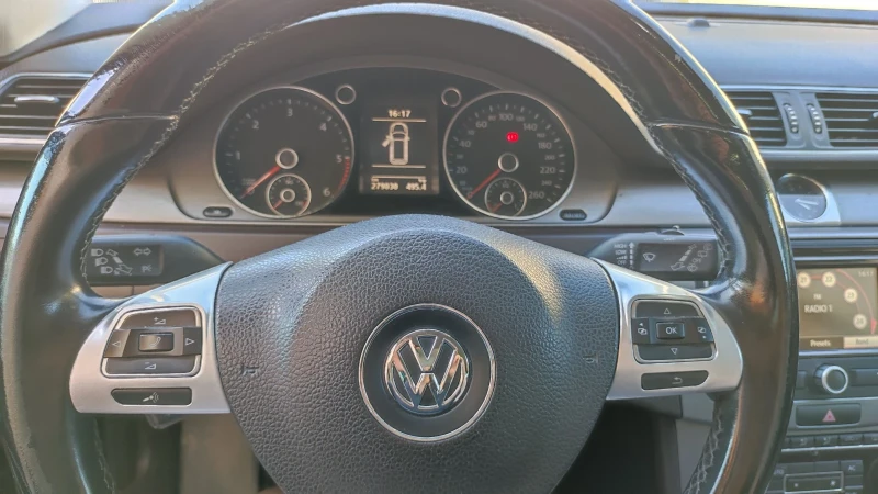 VW Passat 2.0 TDI, снимка 10 - Автомобили и джипове - 52315138