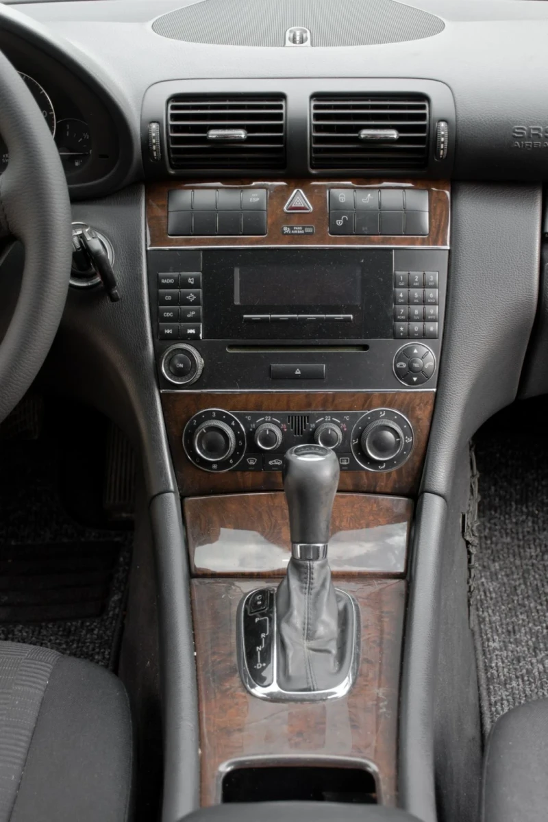 Mercedes-Benz C 220 2.2 CDI AVTOMAT, снимка 12 - Автомобили и джипове - 51657582