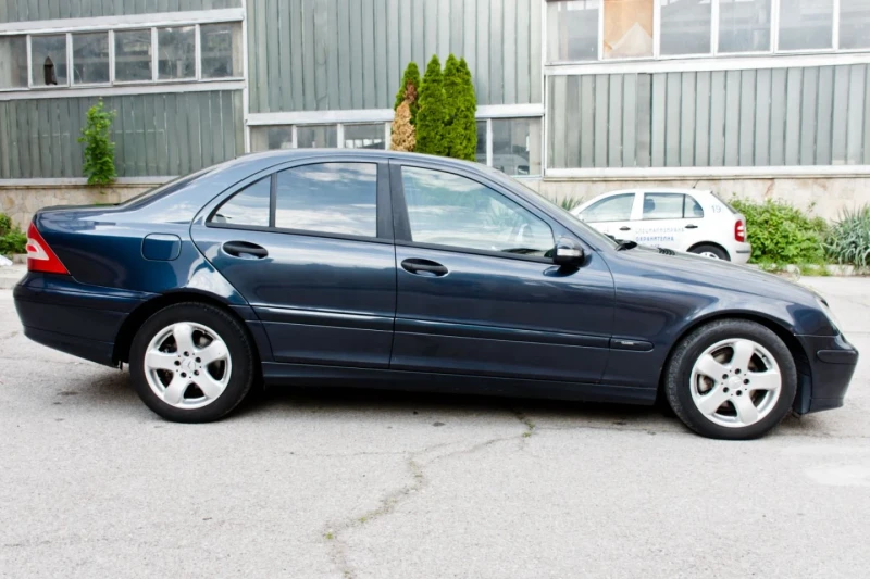 Mercedes-Benz C 220 2.2 CDI AVTOMAT, снимка 5 - Автомобили и джипове - 51657582