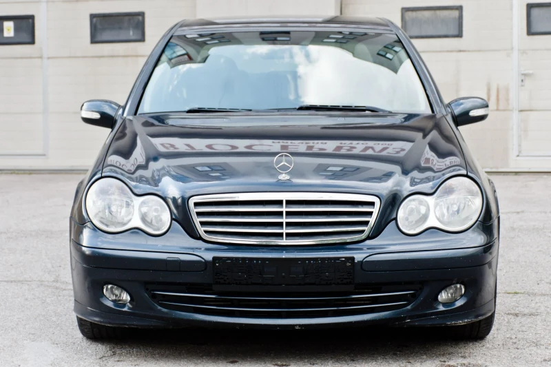 Mercedes-Benz C 220 2.2 CDI AVTOMAT, снимка 3 - Автомобили и джипове - 51657582