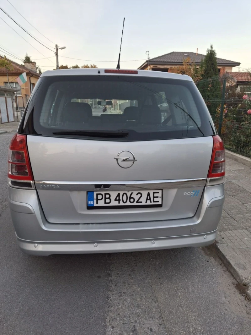 Opel Zafira, снимка 2 - Автомобили и джипове - 52581660