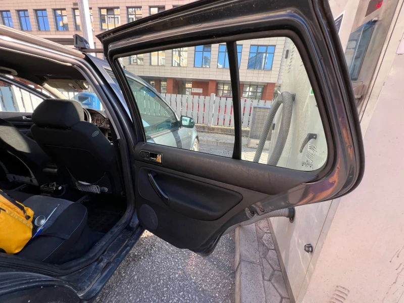 VW Golf VR5 4motion, снимка 15 - Автомобили и джипове - 52863546