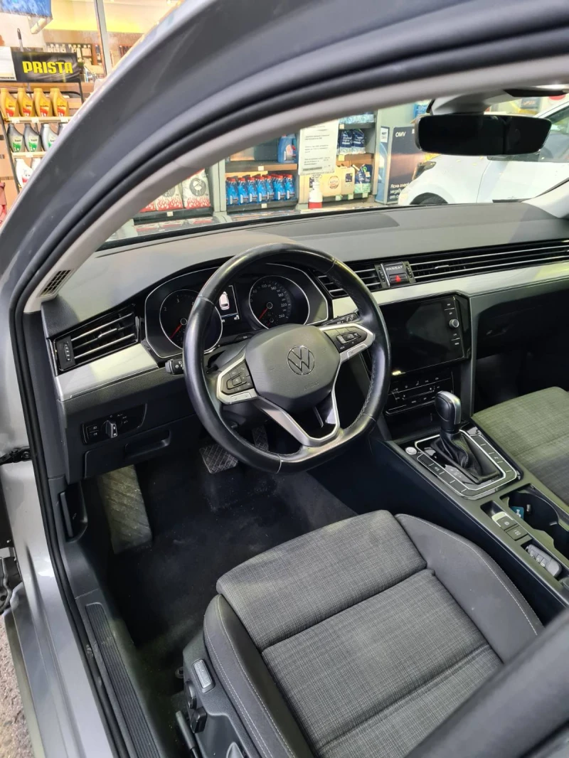 VW Passat 2.0 tdi, снимка 11 - Автомобили и джипове - 52599733