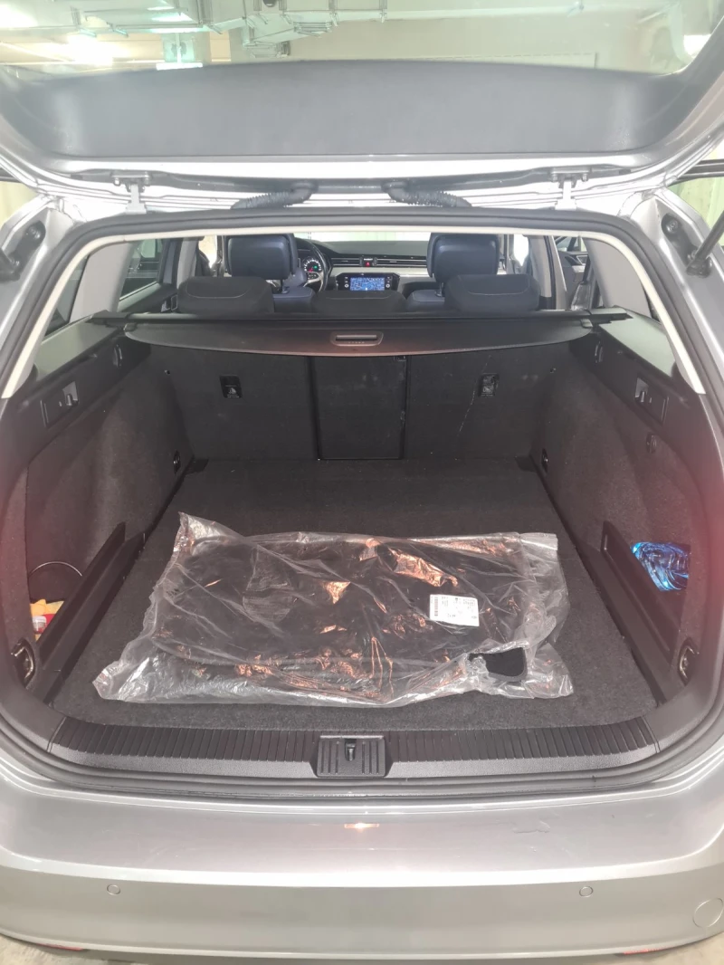 VW Passat 2.0 tdi, снимка 16 - Автомобили и джипове - 52599733