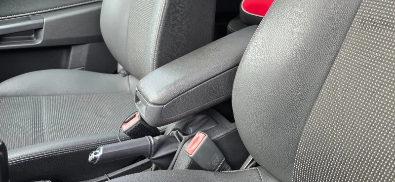 Opel Astra COSMO OPC LINE - КАТО НОВА - 100 000 КМ, снимка 15 - Автомобили и джипове - 52908777