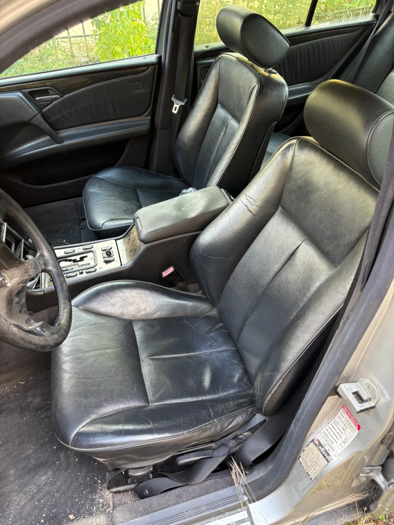 Mercedes-Benz E 300 На части , снимка 5 - Автомобили и джипове - 53095147