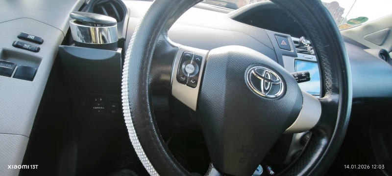 Toyota Yaris 1.3vvti, снимка 11 - Автомобили и джипове - 53098352