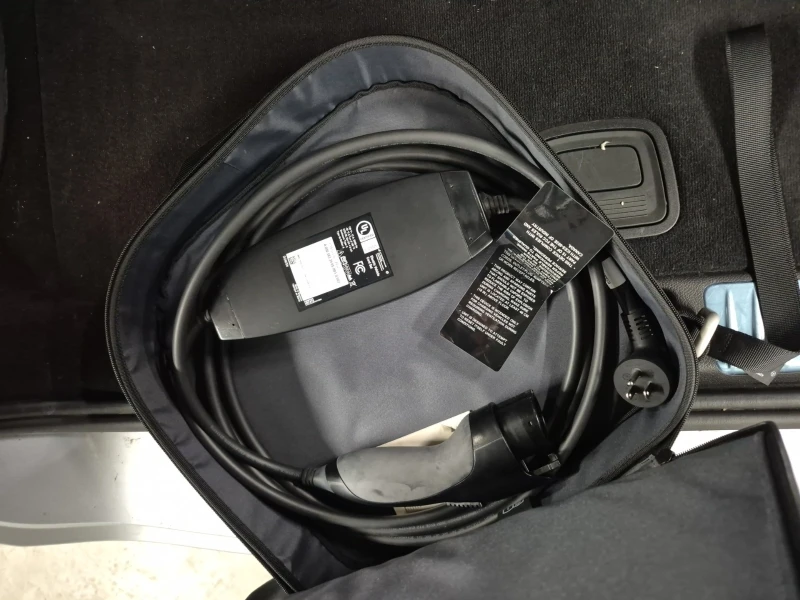 Mercedes-Benz EQS 580 4MATIC / ПАНО / ДИСТРОНИК / ОБДУХВАНЕ , снимка 13 - Автомобили и джипове - 53572079