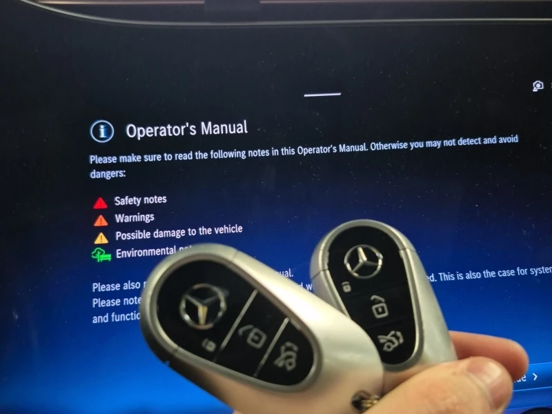 Mercedes-Benz EQS 580 4MATIC / ПАНО / ДИСТРОНИК / ОБДУХВАНЕ , снимка 14 - Автомобили и джипове - 53572079