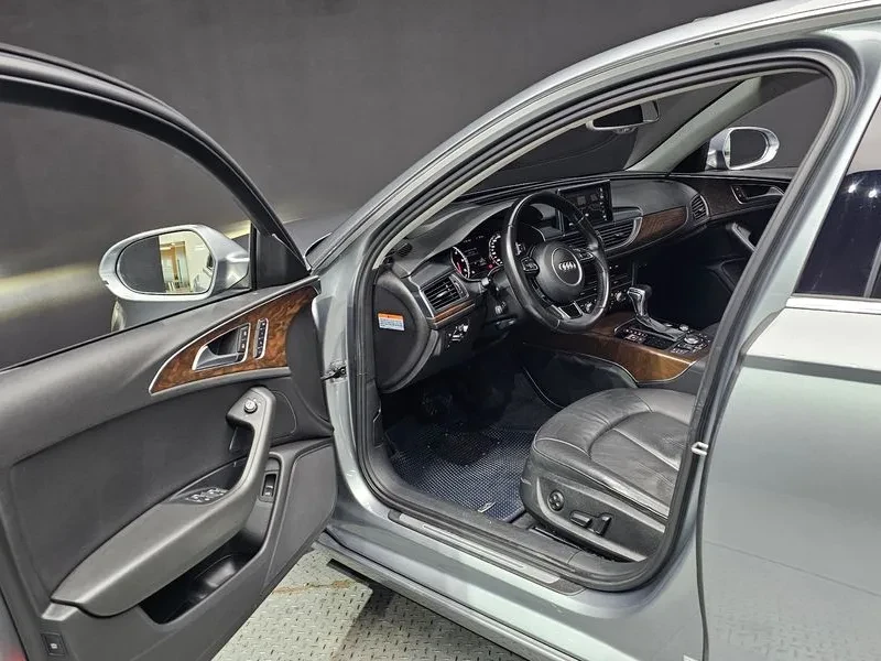 Audi A6 2.0 TDI, снимка 11 - Автомобили и джипове - 55057942