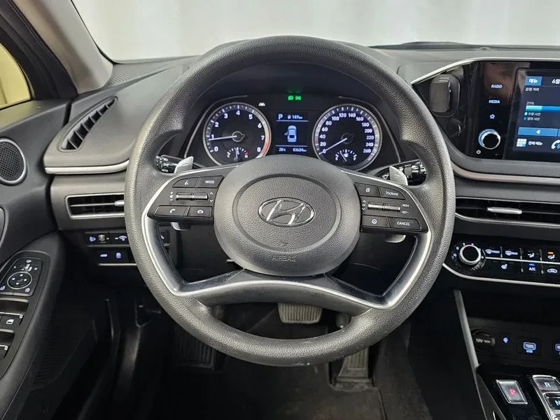 Hyundai Sonata 2.0 SMART, снимка 13 - Автомобили и джипове - 55087590