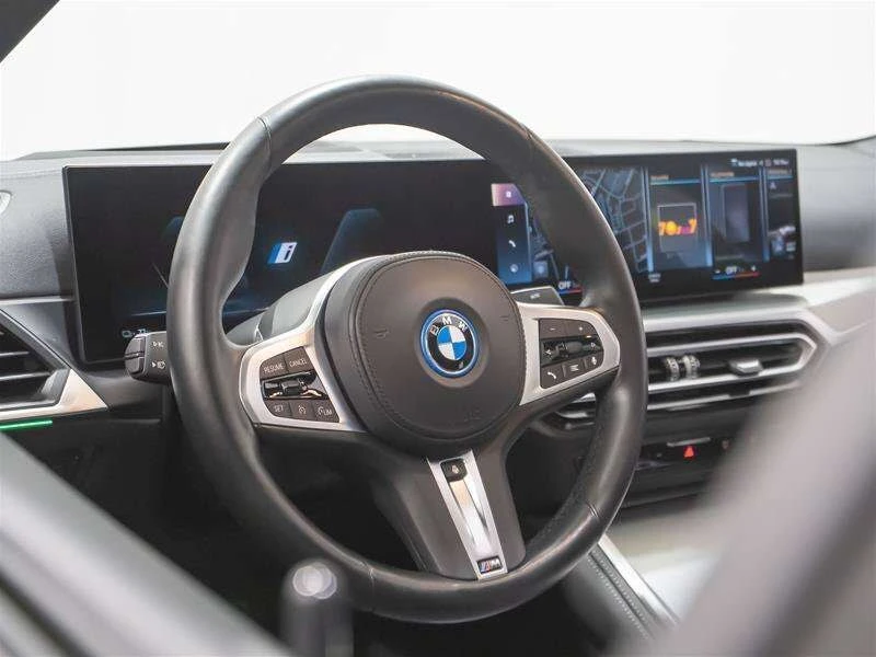 BMW i4 eDrive40| M-ПАКЕТ| ПАНО| HAR/KAR| HUD| , снимка 6 - Автомобили и джипове - 55988595