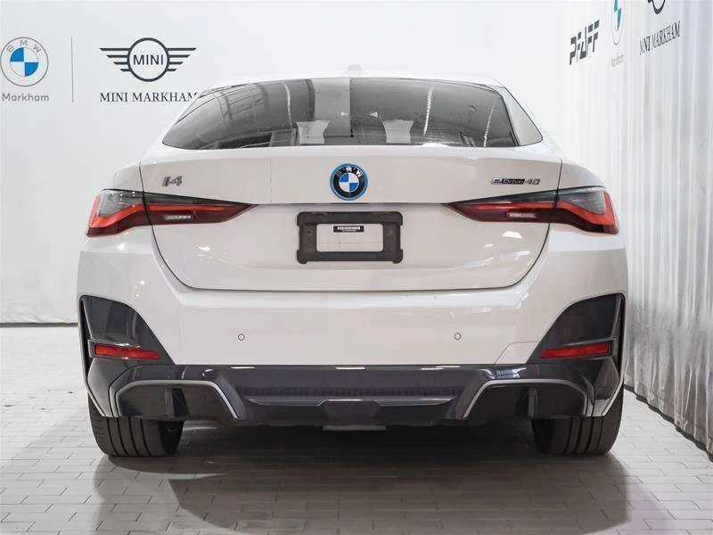 BMW i4 eDrive40| M-ПАКЕТ| ПАНО| HAR/KAR| HUD| , снимка 4 - Автомобили и джипове - 55988595