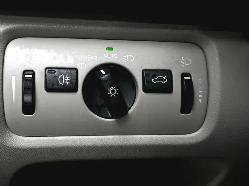 Volvo V40 D3 2Nd Generation, снимка 16 - Автомобили и джипове - 56067763