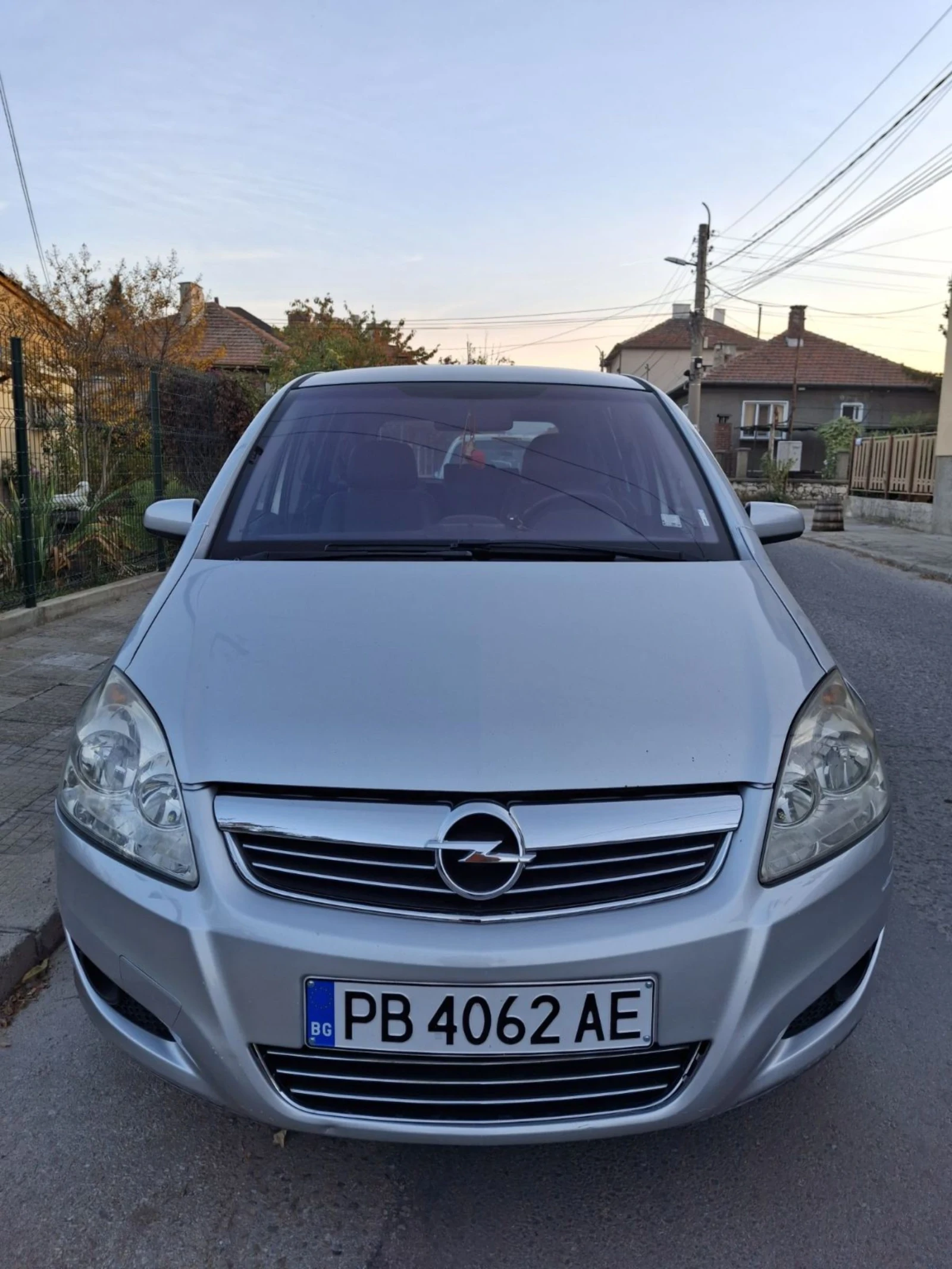 Opel Zafira, снимка 1