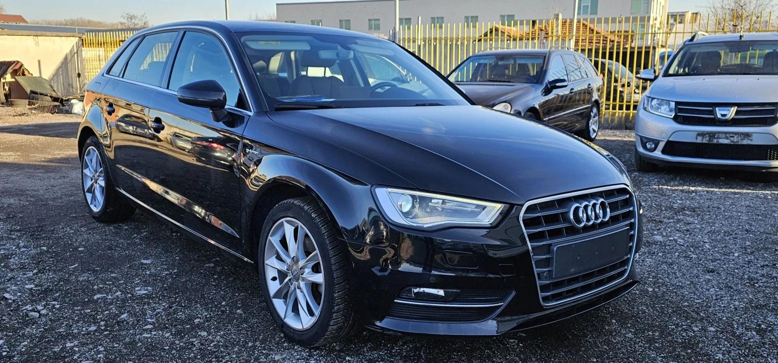 Audi A3  6SPEED NAVI EURO6B - изображение 3