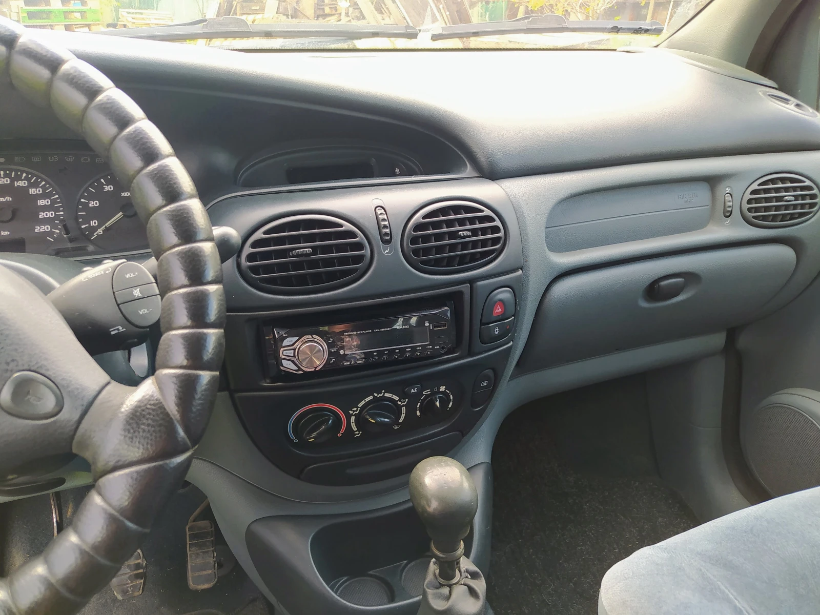Renault Scenic Megan - изображение 8
