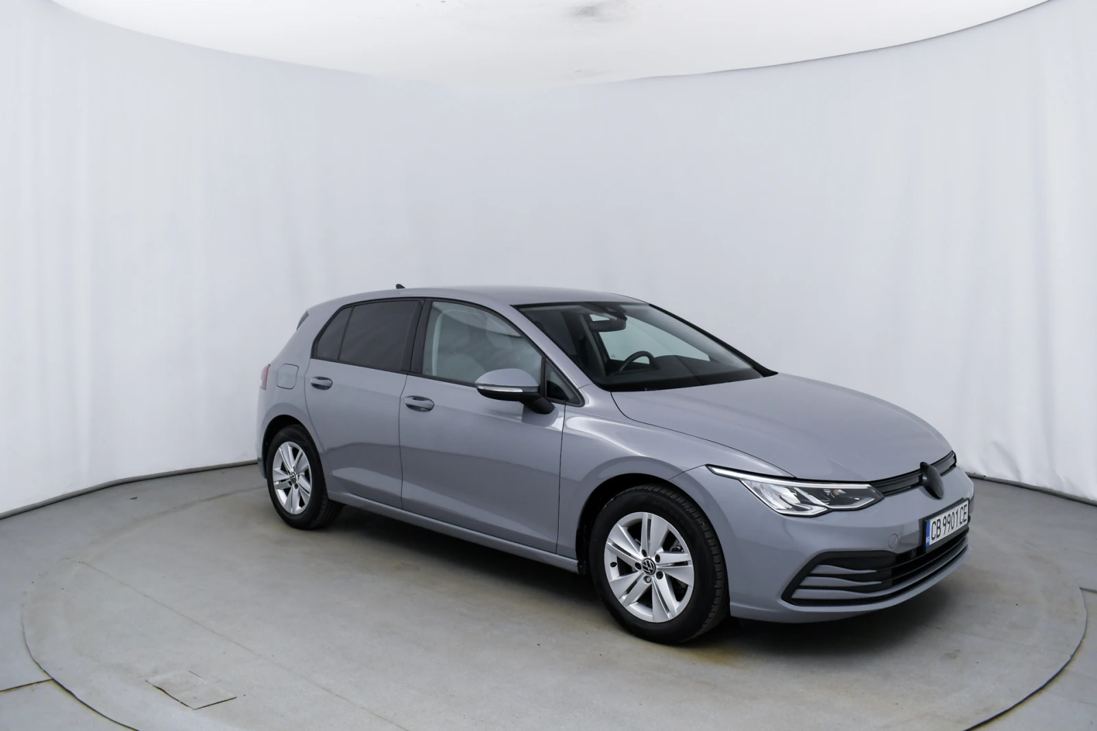 VW Golf 8 1.5 eTSI OPF DSG - изображение 6