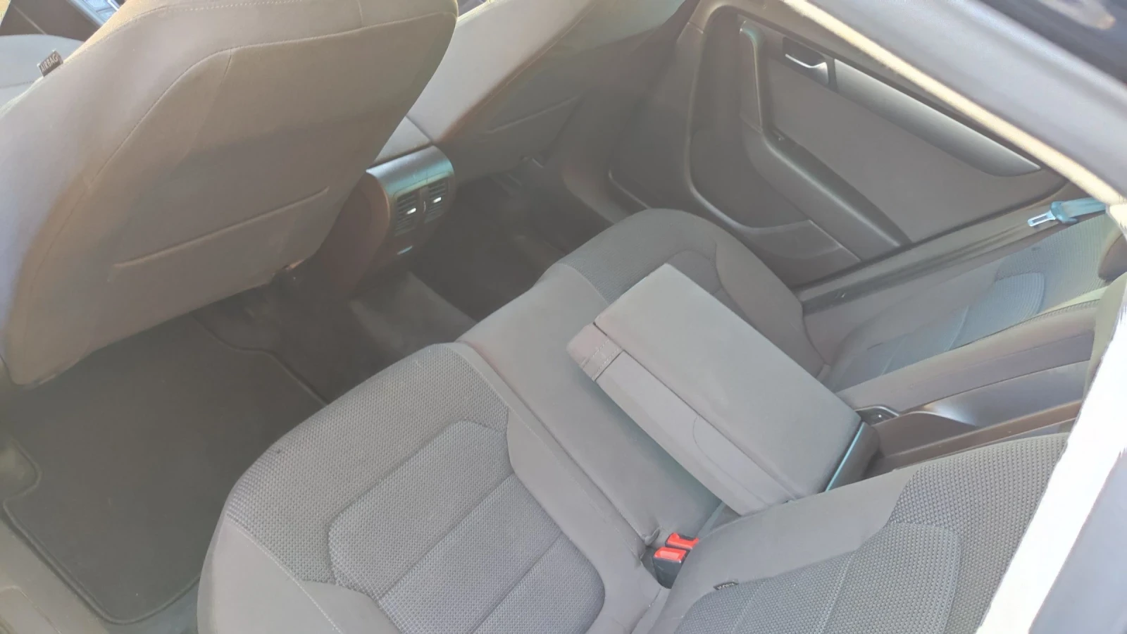 VW Passat 2.0 TDI - изображение 6