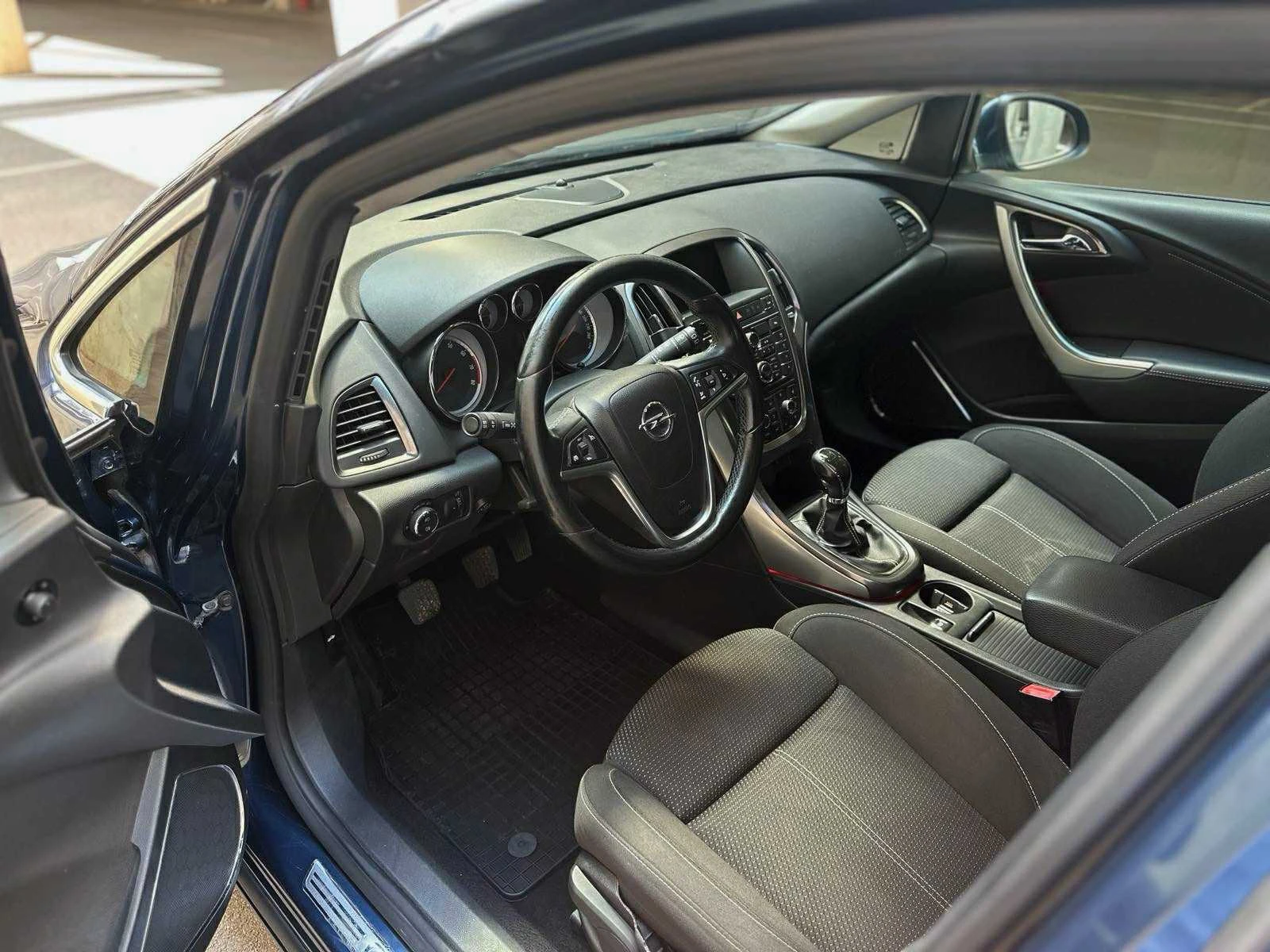 Opel Astra 1.6 Turbo 180кс. Газова уредба - изображение 10