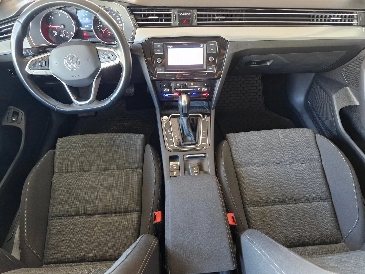 VW Passat Business 2.0 TDI SCR DSG - изображение 4