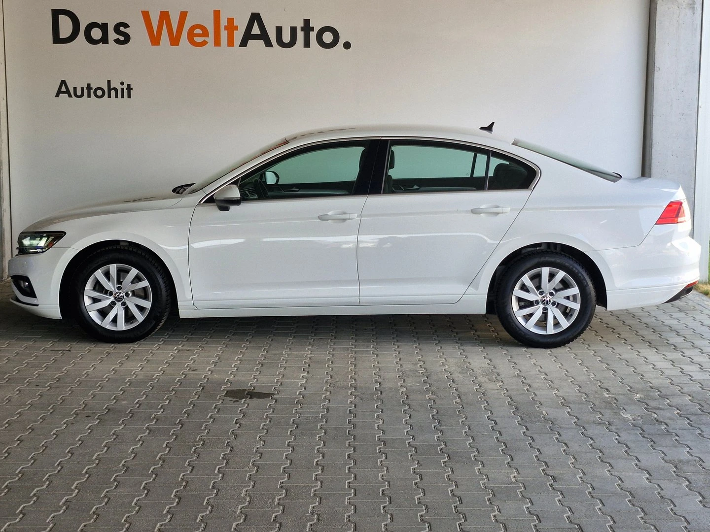 VW Passat Business 2.0 TDI SCR DSG - изображение 3