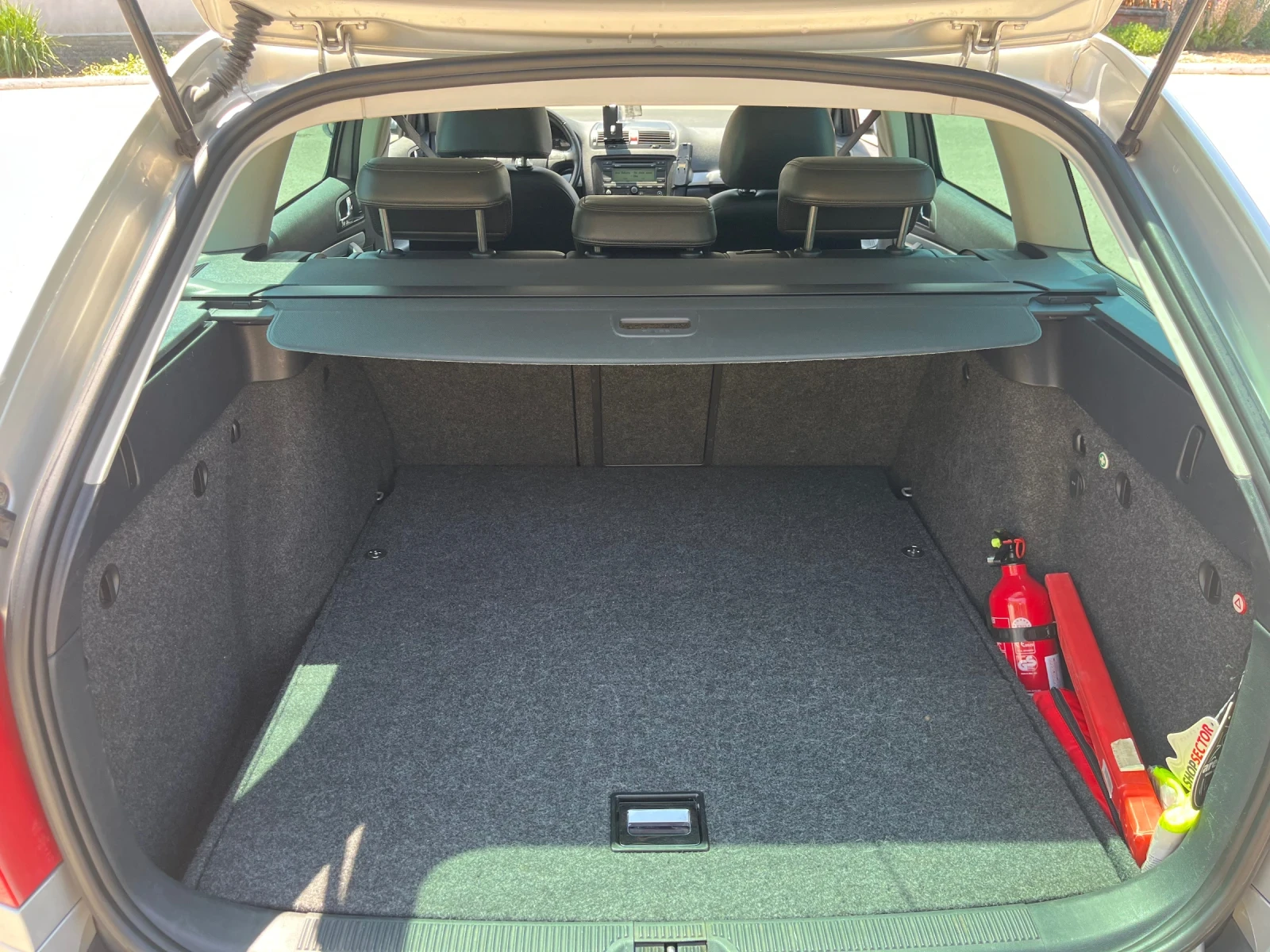Skoda Octavia 2.0TDI-140-BMM-SCOUT-4X4 - изображение 10