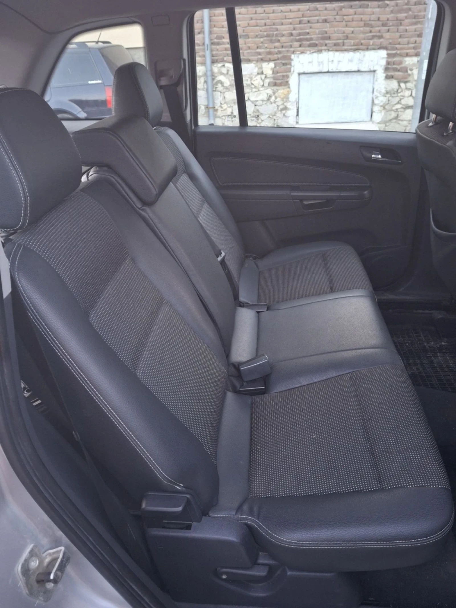 Opel Zafira  - изображение 10