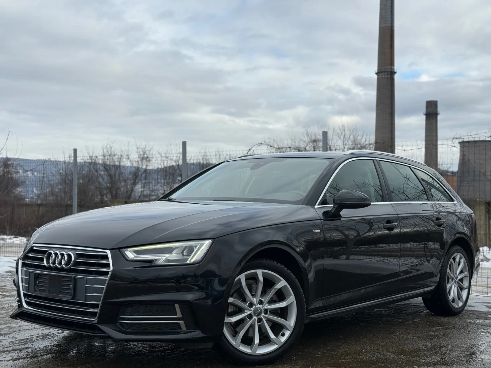 Audi A4 2.0TDI S line LED Автомат - изображение 3