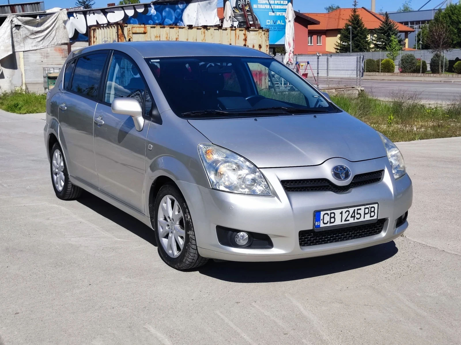 Toyota Corolla verso 2.2 D-4D, Facelift 6+ 1 места