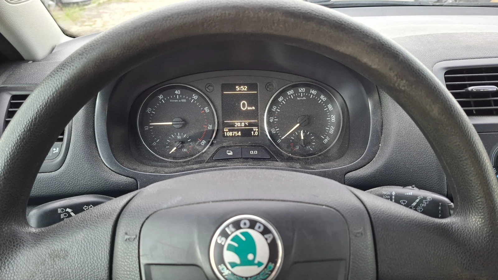 Skoda Fabia 1.2i 86кс 108000км. EURO 5, снимка 14 - Автомобили и джипове - 54890477