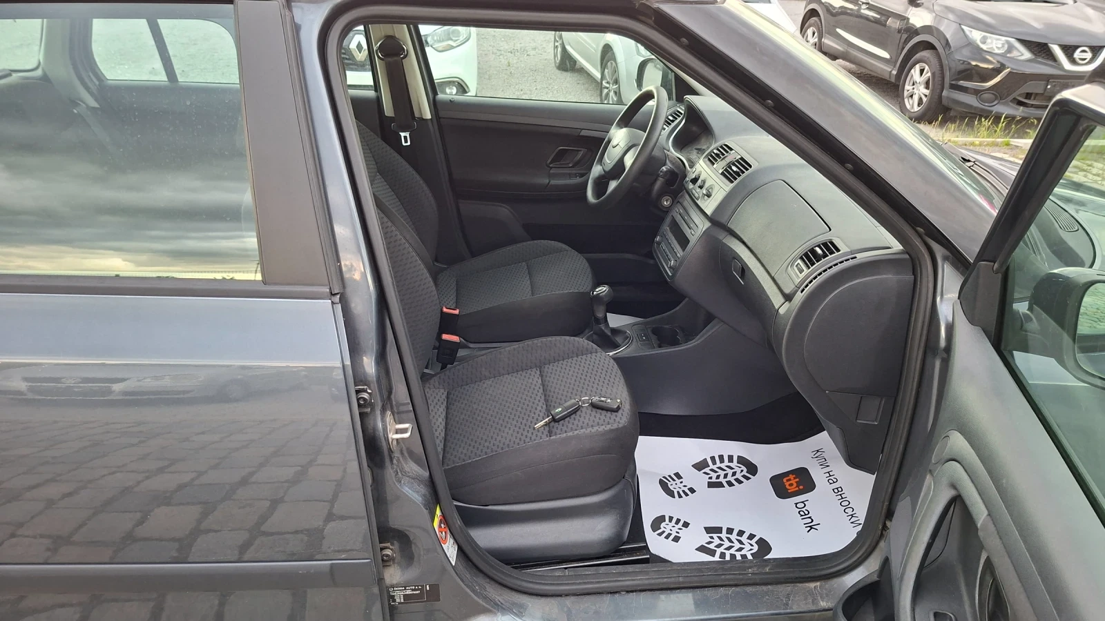 Skoda Fabia 1.2i 86кс 108000км. EURO 5, снимка 12 - Автомобили и джипове - 54890477