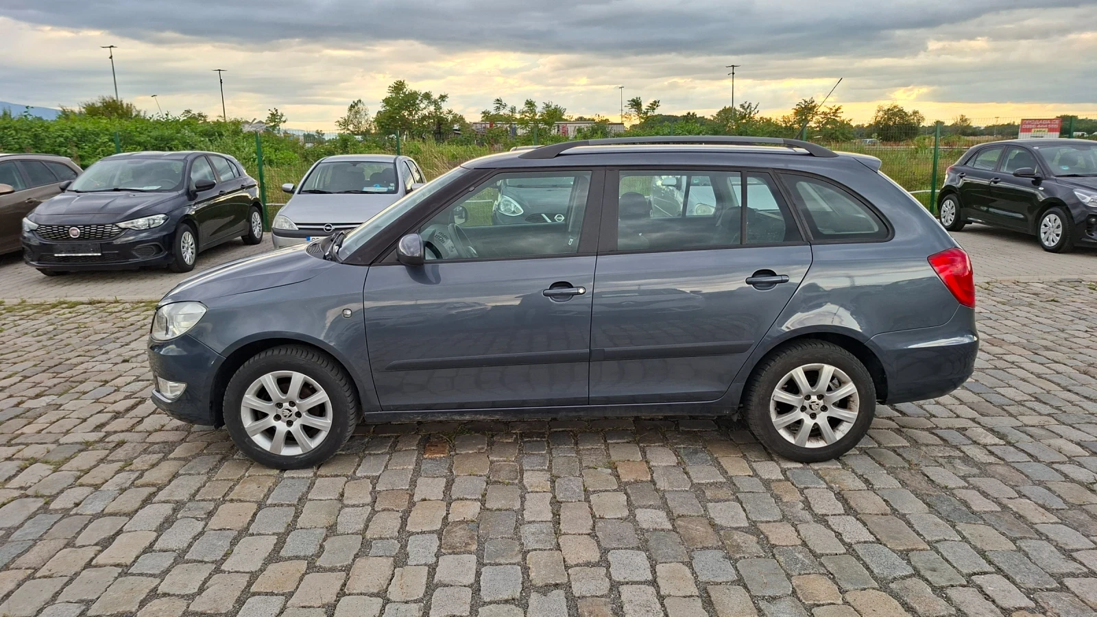 Skoda Fabia 1.2i 86кс 108000км. EURO 5, снимка 4 - Автомобили и джипове - 54890477