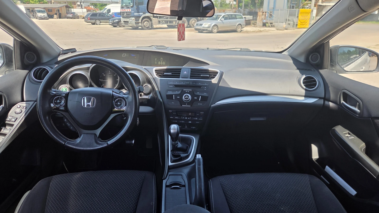 Honda Civic 1.6, снимка 12 - Автомобили и джипове - 55225614