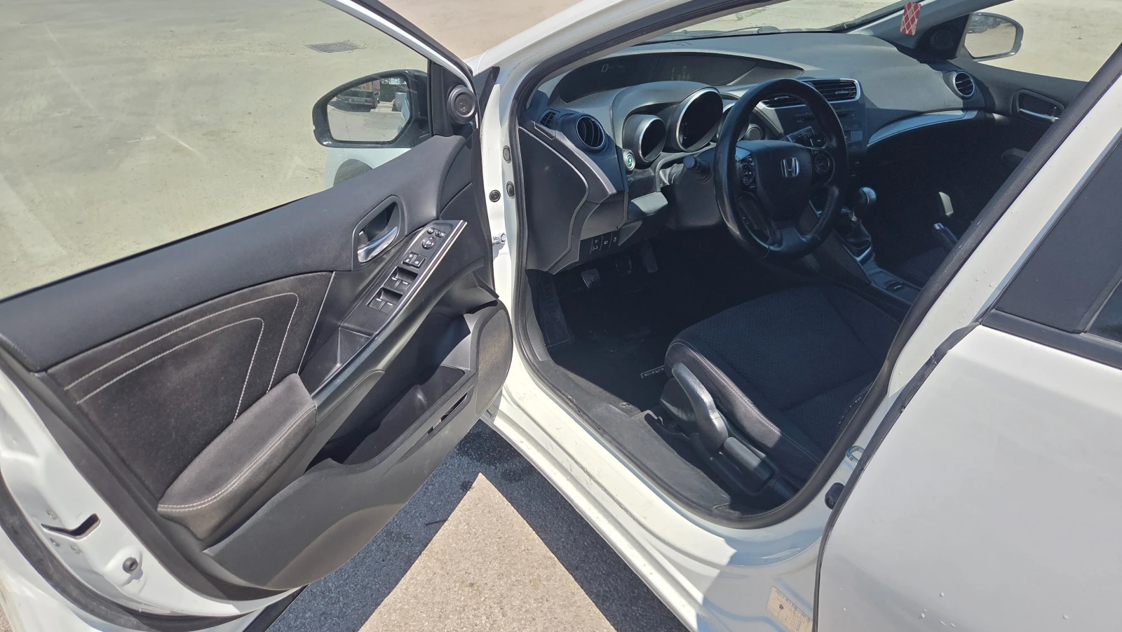 Honda Civic 1.6, снимка 10 - Автомобили и джипове - 55225614
