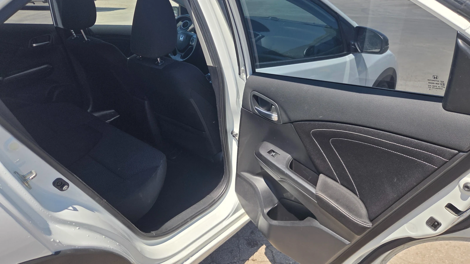 Honda Civic 1.6, снимка 9 - Автомобили и джипове - 55225614