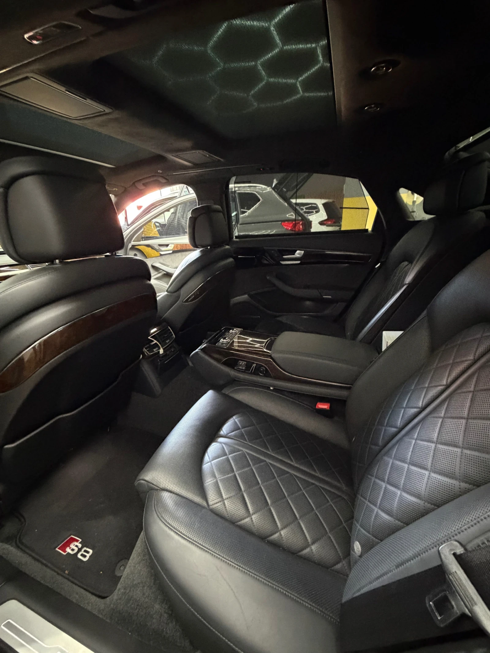 Audi A8 S8, снимка 9 - Автомобили и джипове - 55319376