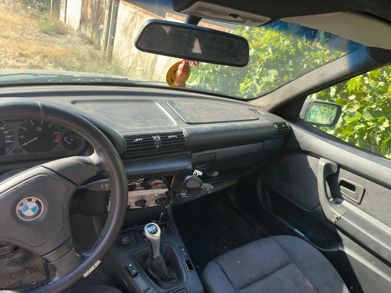 BMW 316 Газова от 2019г., снимка 3 - Автомобили и джипове - 55465773