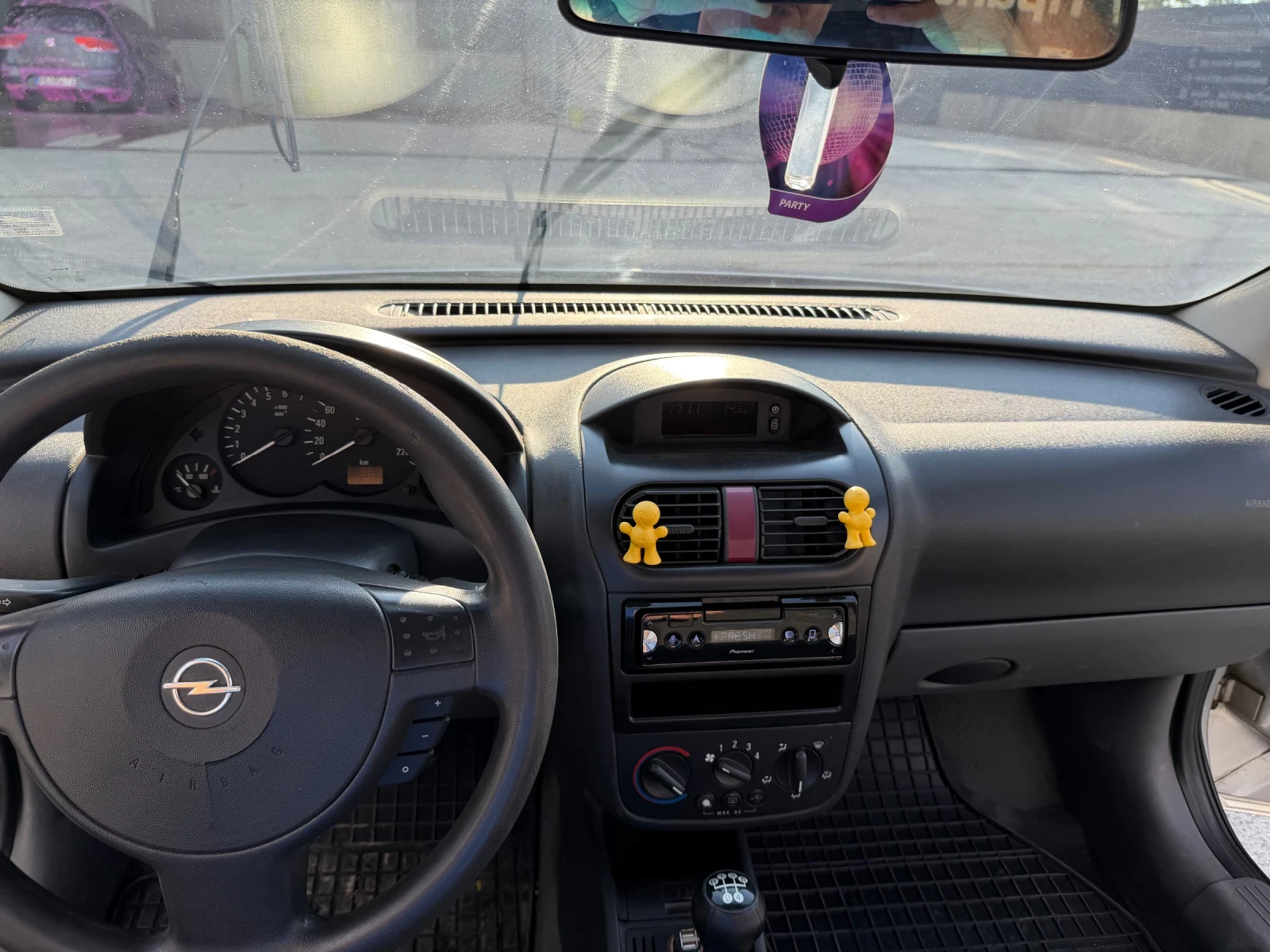 Opel Corsa Газ, снимка 7 - Автомобили и джипове - 56259327