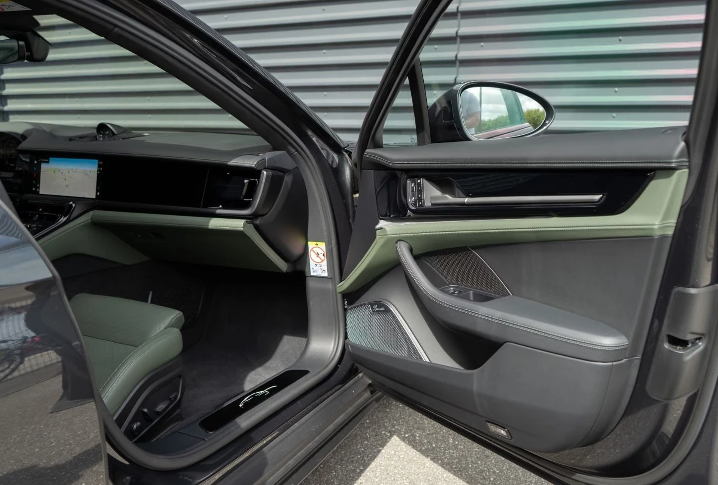 Porsche Panamera TURBO E-HYBRID / SPORT CHRONO/ BURM / HUD / PANO / | Mobile.bg � ����������� 13