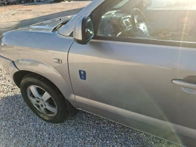 Hyundai Tucson  2.0 CRDI, снимка 7