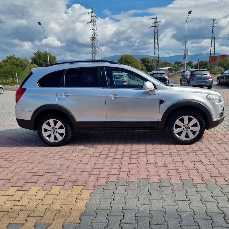 Chevrolet Captiva 2.0 , снимка 6 - Автомобили и джипове - 47289750