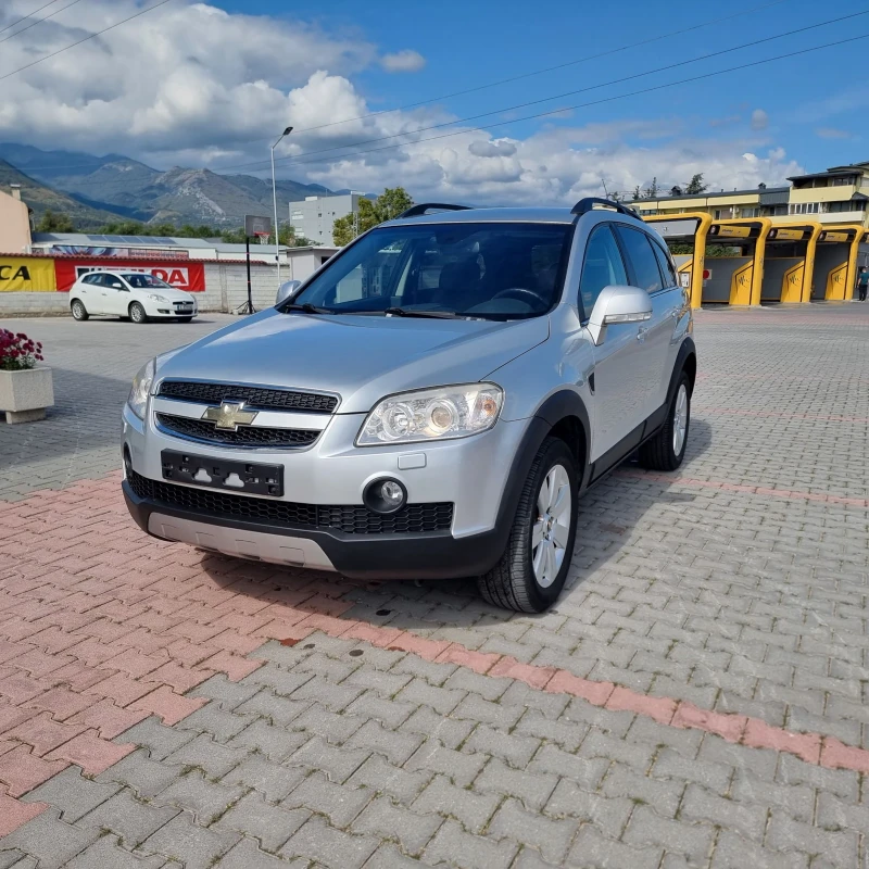 Chevrolet Captiva 2.0 , снимка 1 - Автомобили и джипове - 47289750