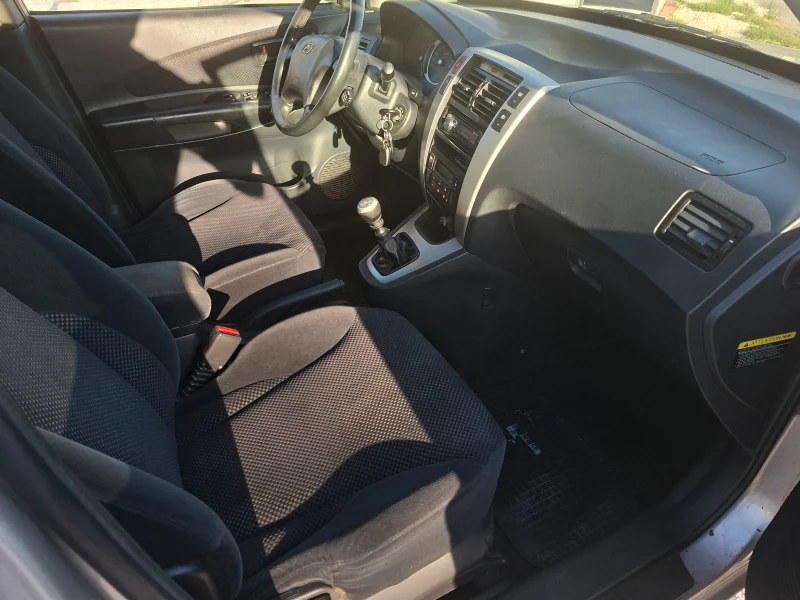 Hyundai Tucson  2.0 CRDI, снимка 12 - Автомобили и джипове - 52109608