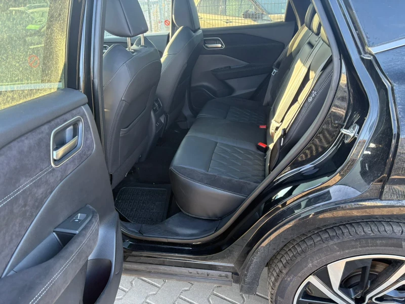 Nissan Qashqai TEKNA / PANORAMA / 1.3 - 163 ps, снимка 8 - Автомобили и джипове - 53184513