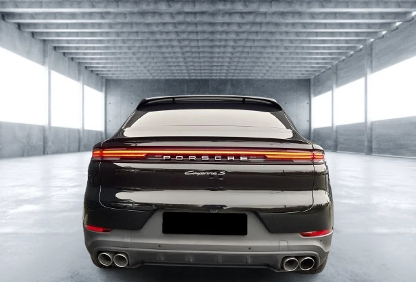 Porsche Cayenne S E-Hybrid = SportDesign =  Гаранция, снимка 2 - Автомобили и джипове - 52929936