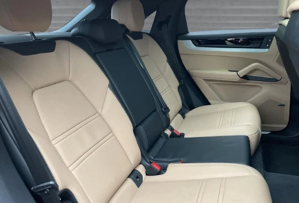 Porsche Cayenne S E-Hybrid = SportDesign =  Гаранция, снимка 9 - Автомобили и джипове - 52929936